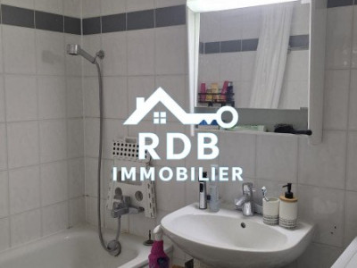 Duplex lumineux de 5 pièces au 1er étage à Plan-les-Ouates 1228  image 6