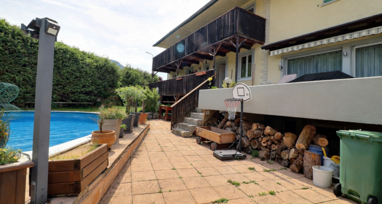 Grande maison de 2 logements avec piscine en viager occupé sans rente image 2