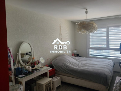 Appartement de 5 pièces au 6ème étage situé à Petit-Lancy 1213 image 6