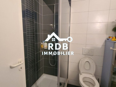 Appartement de 5 pièces au 6ème étage situé à Petit-Lancy 1213 image 9