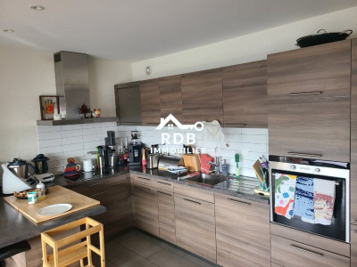 Appartement de 5 pièces au 6ème étage situé à Petit-Lancy 1213 image 4