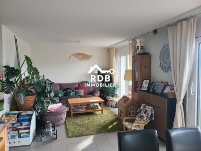 Appartement de 5 pièces au 6ème étage situé à Petit-Lancy 1213 image 2