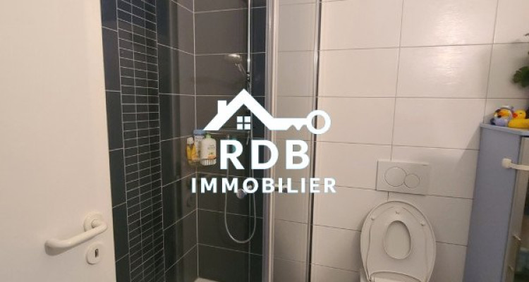 Appartement de 5 pièces au 6ème étage situé à Petit-Lancy 1213 image 9