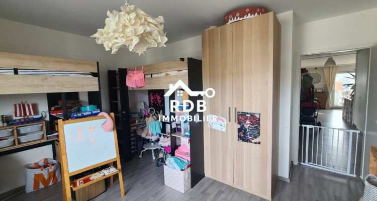 Appartement de 5 pièces au 6ème étage situé à Petit-Lancy 1213 image 5