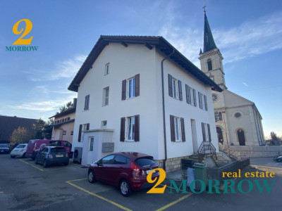 Charmant immeuble locatif à vendre image 1