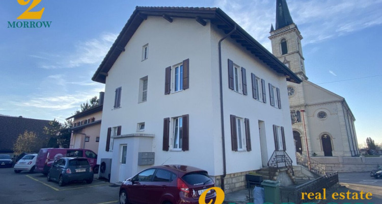 Charmant immeuble locatif à vendre image 1