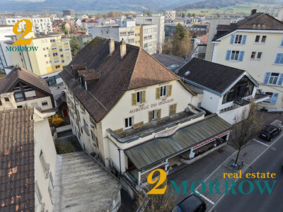 Immeuble mixte parfait pour linvestissement - BAISSE DE PRIX! image 1