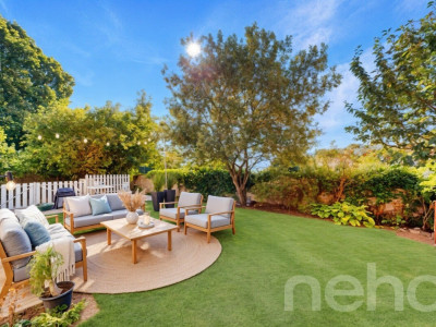 Duplex avec jardin, immense cave et 2 couverts à voiture image 1