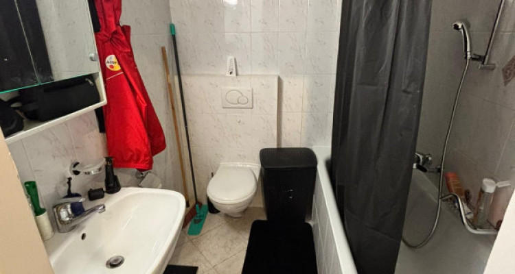 Appartement de 2 pièces situé au Petit Lancy  image 2