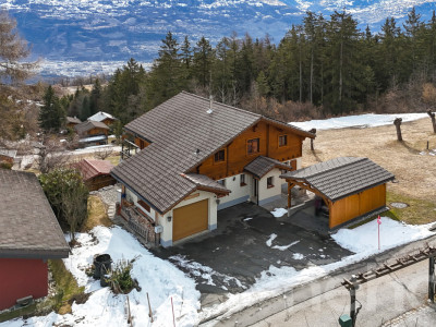 Magnifique chalet d?exception sur les hauteurs de Savièse image 2