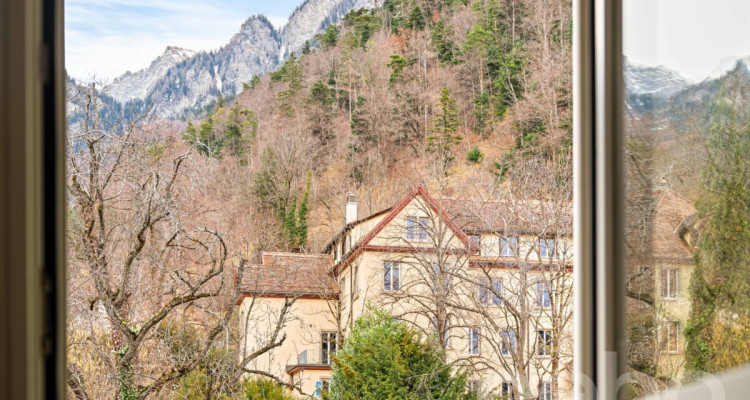 Grosszügige 4.5-Zimmer-Wohnung mit Bergblick an zentraler Lage in Chur image 12