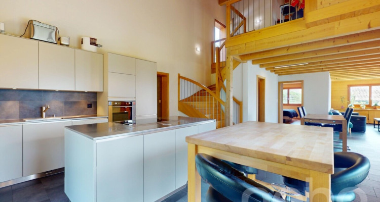 Chalet spacieux à 10 min de Vouvry, en pleine nature image 4