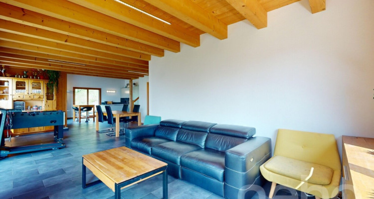 Chalet spacieux à 10 min de Vouvry, en pleine nature image 5