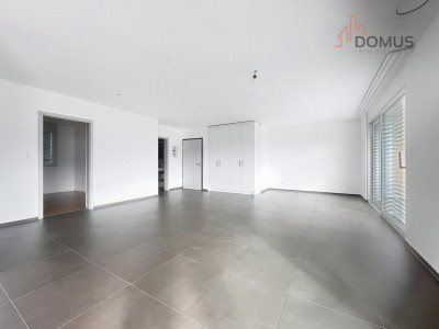 Attique lumineux de 3,5 pièces avec terrasse panoramique de 55 m² à Delémont image 7