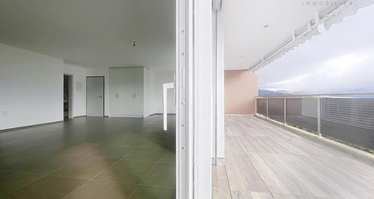 Attique lumineux de 3,5 pièces avec terrasse panoramique de 55 m² à Delémont image 4