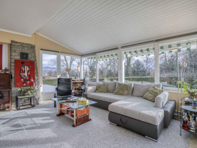 EN EXCLUSIVITÉ : Propriété familiale de caractère sur belle parcelle arborée à Genthod image 7