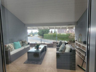 Maison moderne 6 pièces avec jardin  image 3