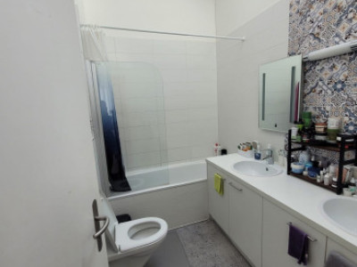 Maison moderne 6 pièces avec jardin  image 7