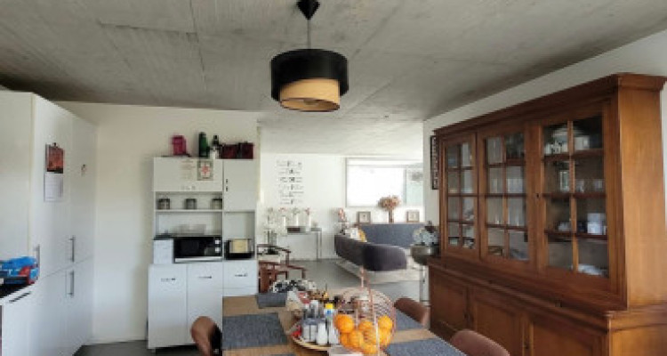 Maison moderne 6 pièces avec jardin  image 2