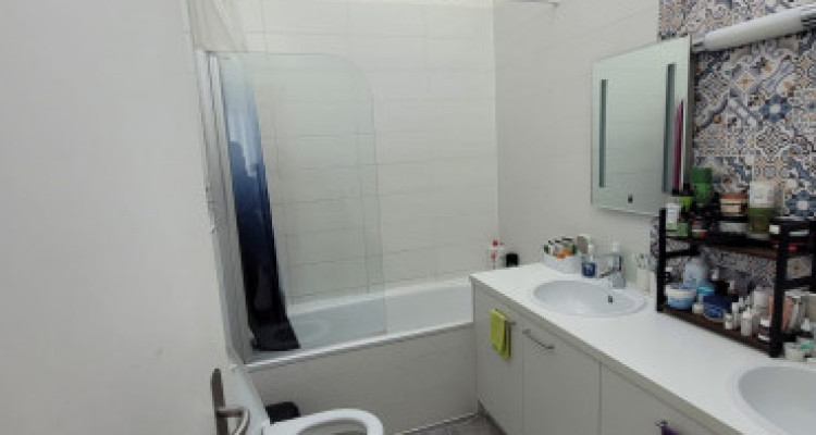 Maison moderne 6 pièces avec jardin  image 7