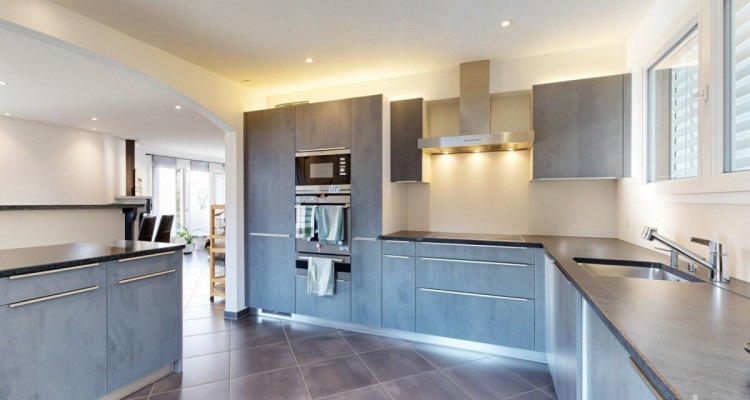 Belle maison familiale avec jardin et jacuzzi à Ardon image 8