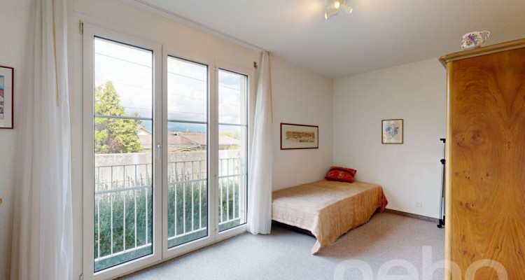 Grosszügige und helle Wohnung an top Lage image 9