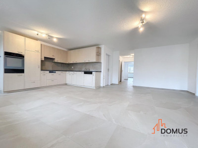 4.5 pièces rénové de 110 m² | Ascenseur | Buanderie privative | Proche gare image 2