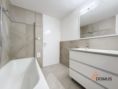 4.5 pièces rénové de 110 m² | Ascenseur | Buanderie privative | Proche gare image 9