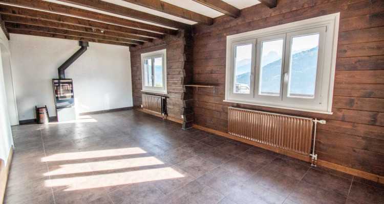 TROISTORRENTS : CHALET INDIVIDUEL image 2