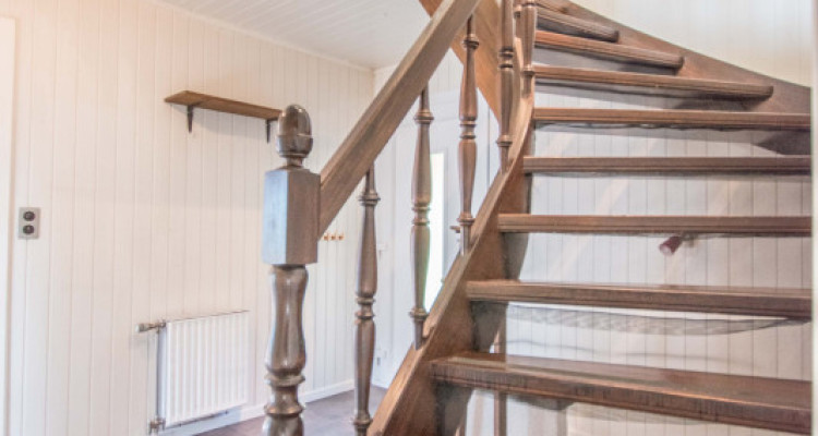 TROISTORRENTS : CHALET INDIVIDUEL image 4