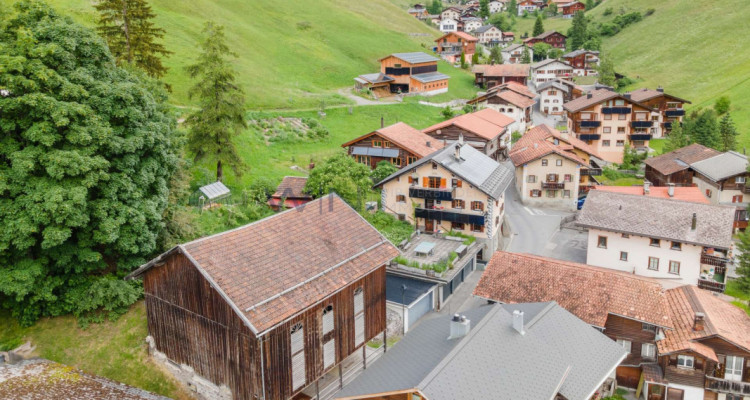 Heimat in der Bündner Bergwelt image 2