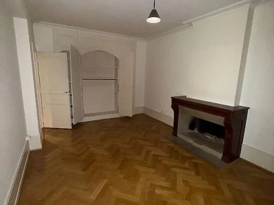 Appartement à Genève 2400fr 2,5 image 2