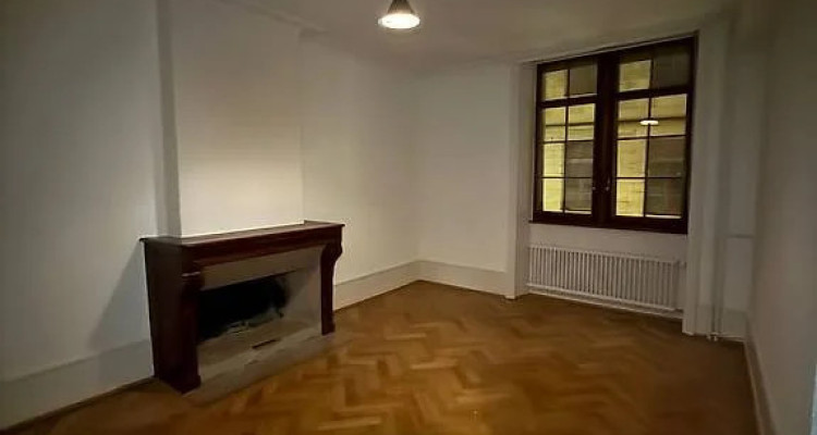 Appartement à Genève 2400fr 2,5 image 4