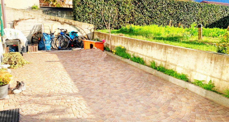 Charmant appartement de 3 pièces avec grande terrasse – Ardon image 6