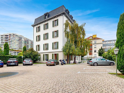 GENEVE - BUREAUX A LOUER DANS UN IMMEUBLE DE CARACTERE image 13