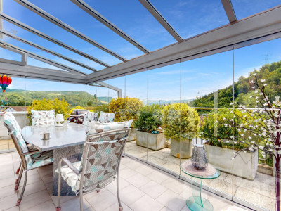 Grosszügige 5.5-Zimmer-Attikawohnung mit direktem Liftzugang image 2