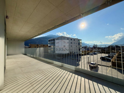 Superbe Appartement 3,5 pièces avec grand balcon-terrasse de 40m2 au 2ème étage image 13
