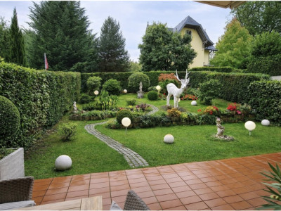 Appartement de standing avec jardin privatif  image 1