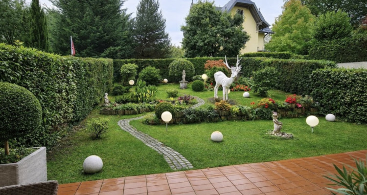 Appartement de standing avec jardin privatif  image 1