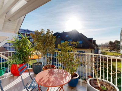 Charmant duplex mansardé 4.5 pièces, lumineux et généreux à Gland image 3