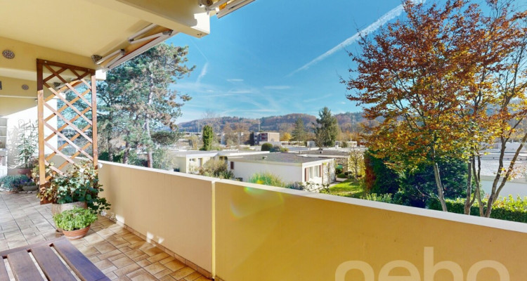 Grosszügige 5.5-Zimmer-Wohnung mit sonnigem Balkon in Rheinfelden image 3