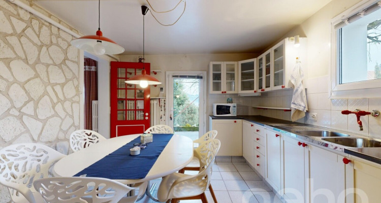 Maison de caractère avec vue panoramique sur le Léman et les Alpes image 10