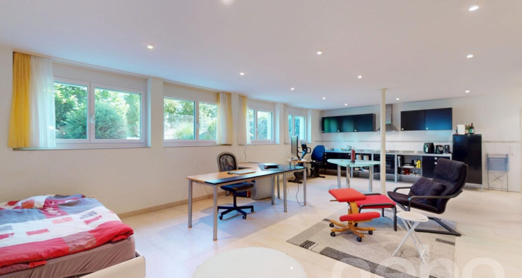 Elegantes Einfamilienhaus mit Garten und Carport für Wohnmobil image 11