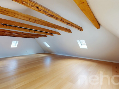 Opportunité Exceptionnelle - Attique entièrement rénové - Centre-ville image 3