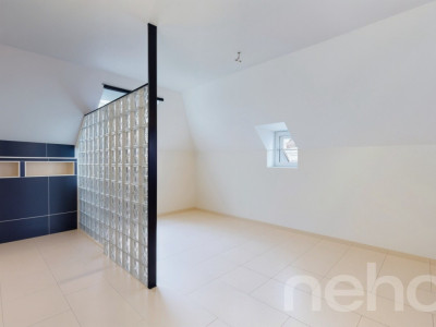 Opportunité Exceptionnelle - Attique entièrement rénové - Centre-ville image 7