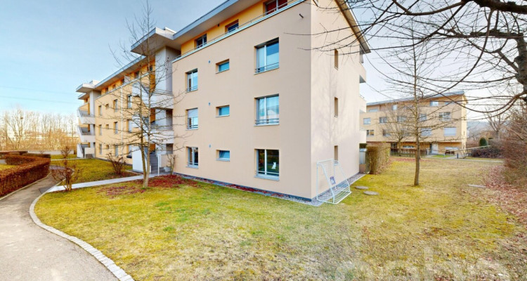 Appartement lumineux avec double salle de bains ? Situation idéale image 12