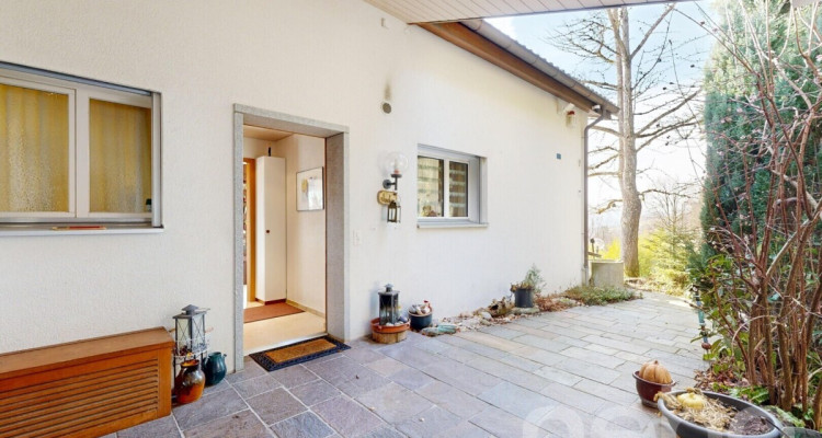 Familienparadies am Südhang mit Weitsicht und Bauland image 3