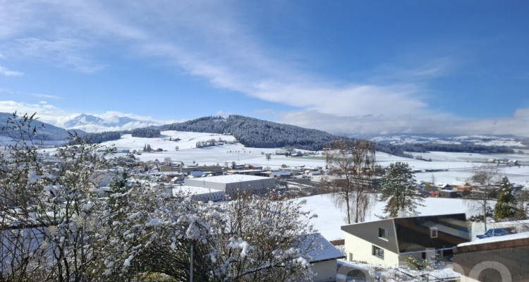 Familienparadies am Südhang mit Weitsicht und Bauland image 11