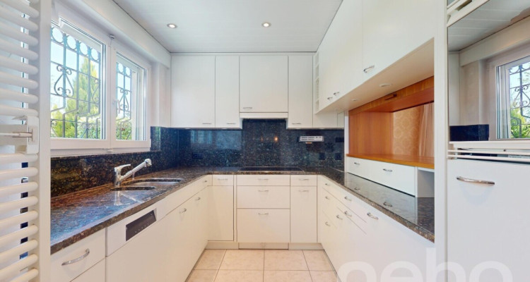 Attraktives 6.5-Zimmer Doppeleinfamilienhaus image 4