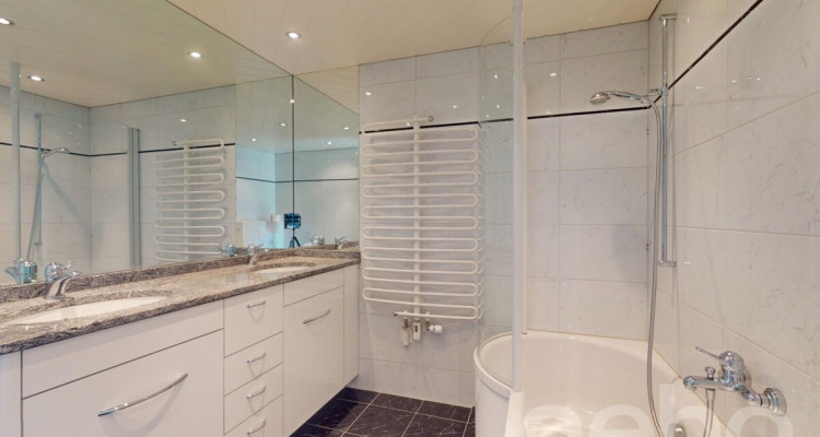 Attraktives 6.5-Zimmer Doppeleinfamilienhaus image 7